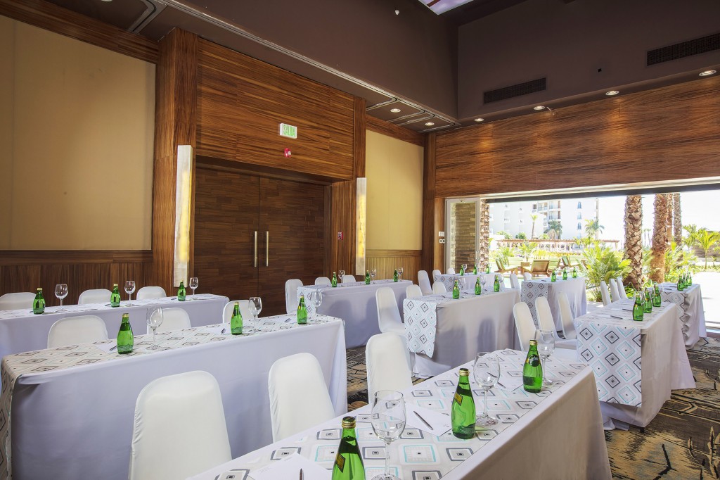 Convention-Meetings-eventos-en-la-playa-como-estrategia-empresarial-1